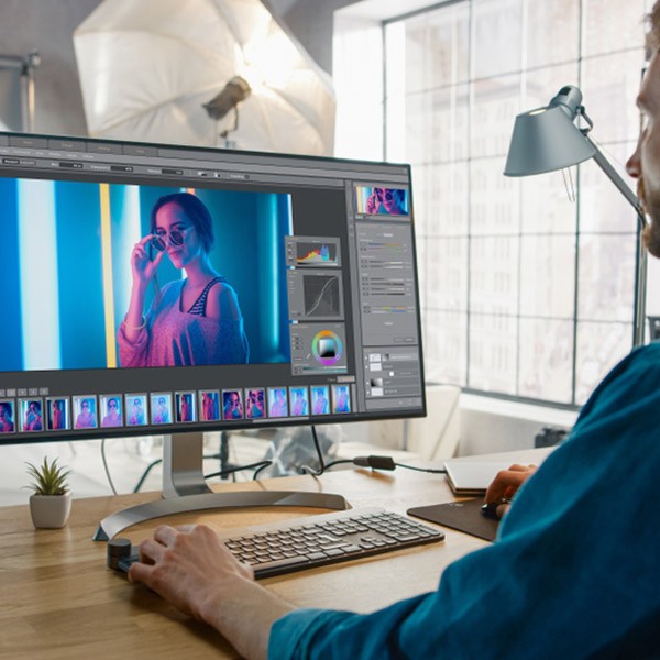 man using PC